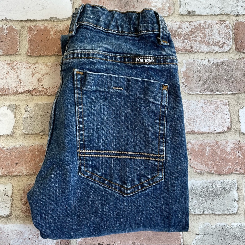 Wrangler Jeans Boys Size 12 Regular | Adjustable Waistband | Medium Wash - Picture 4 of 10